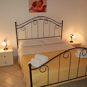 Chantal San Vito Lo Capo