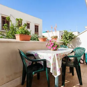 Donatella San Vito Lo Capo